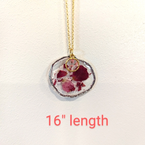 NEW Handmade pressed flower necklaces. - Picture 4 of 6